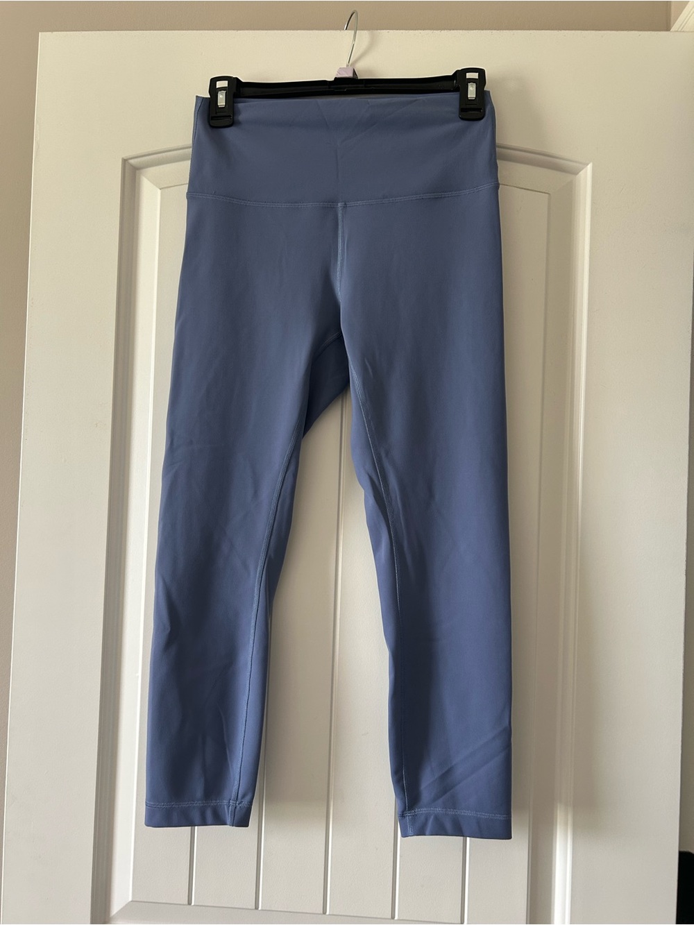 lululemon- Wunder Train - Waterdrop - Size 8 - 23”
